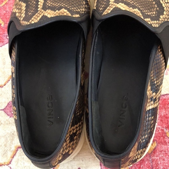Vince Blair Snakeskin Leather Slip On Shoes Size 8 - Picture 6 of 11